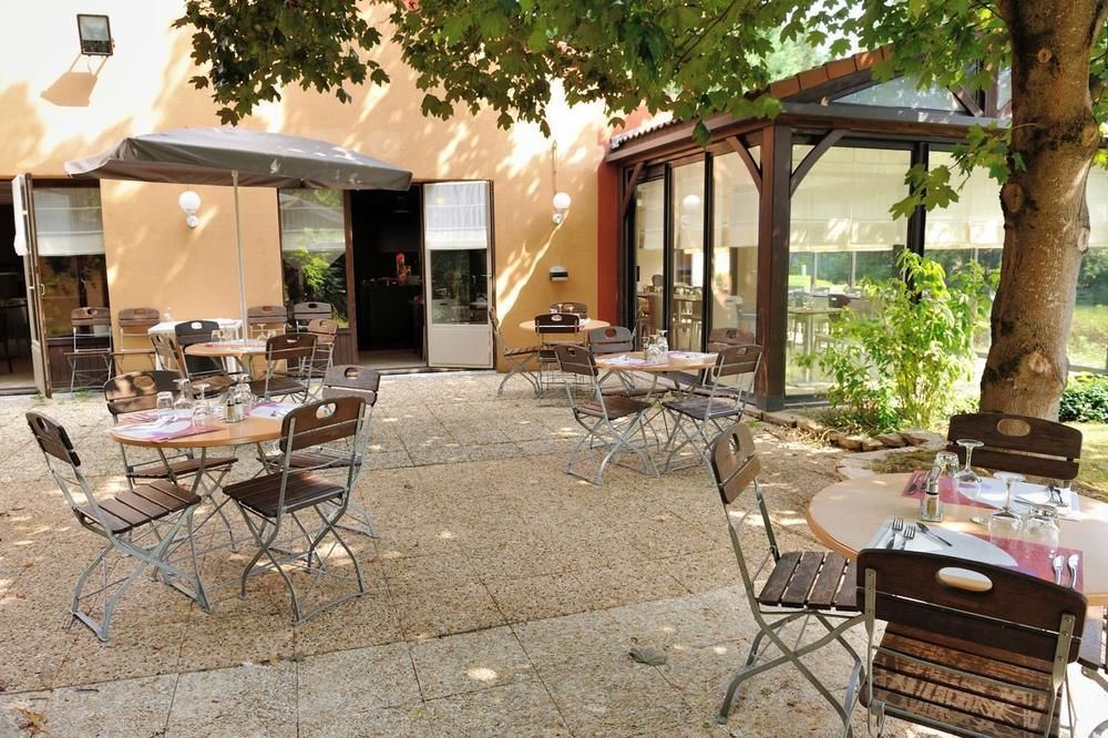 Campanile Vichy - Bellerive Hotel Exterior foto